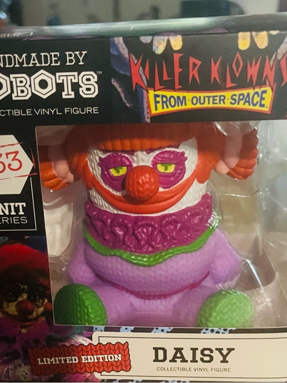 Killer Klowns Daisy Collectible Vinyl Figure - Purple/Orange/Green